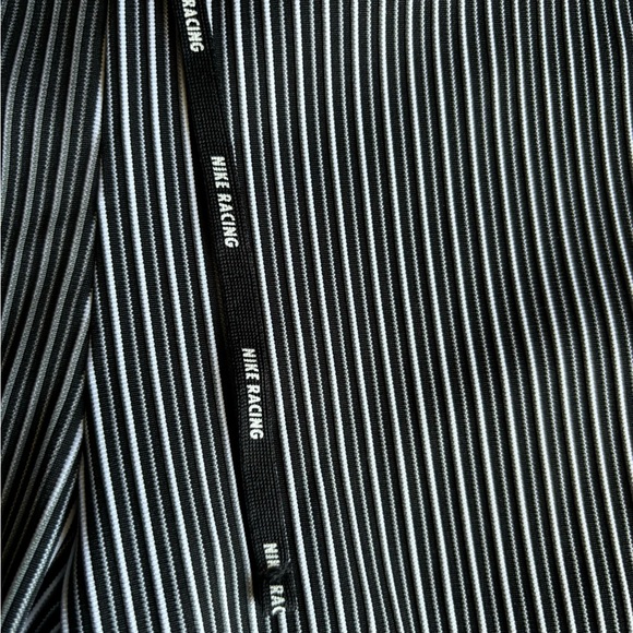 Nike AeroSwift Dri-Fit ADV 1/2 Lenght Black/White Racing Tights Size Extra Large - Picture 3 of 9